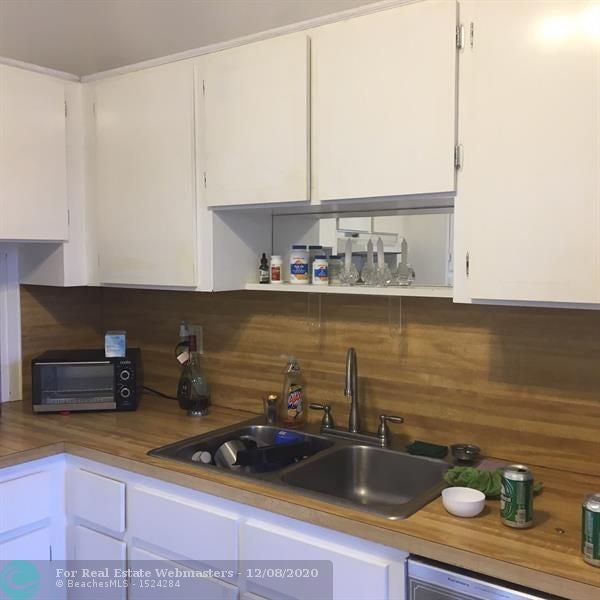 1 of 14 - 102 Briarwood 1-2, Hollywood, FL
