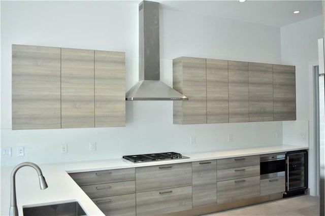 2 of 17 - 5716 Ashwood Cir, Hollywood, FL