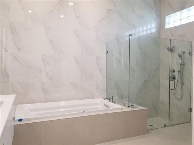 5 of 8 - 5730 Ashwood Cir, Hollywood, FL
