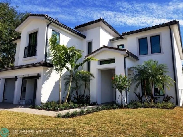 1 of 16 - 5704 Ashwood Cir, Hollywood, FL
