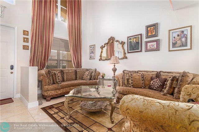 5 of 24 - 7635 Nw 19th Ct, Pembroke Pines, FL