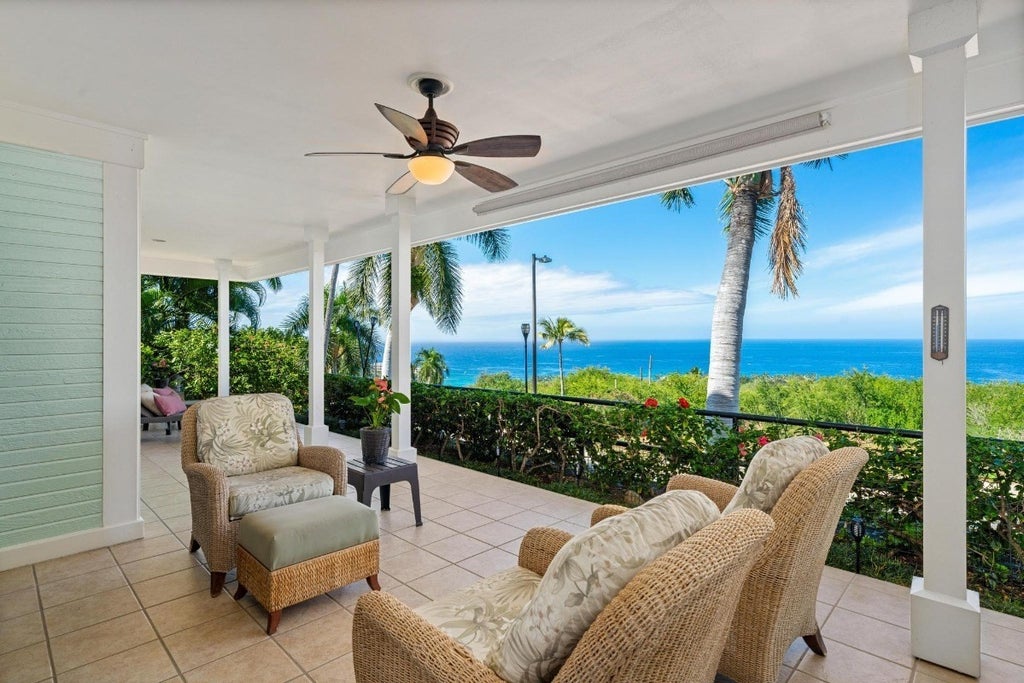 Hale Kehau 787045 Kaluna St 101 in MLS® 668337 For Sale 1,350,000