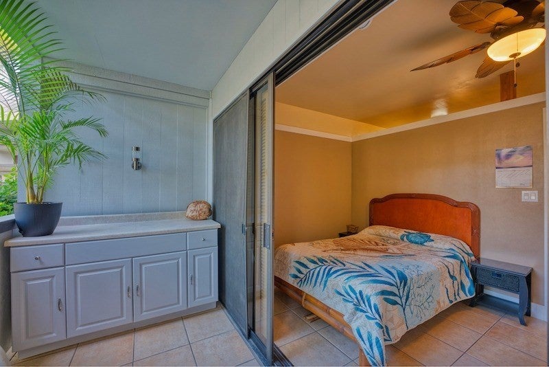 Waiakea Villas 400 Hualani St 4124 in WAIAKEA MLS® 668528 For Sale