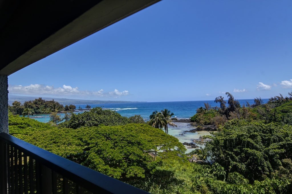 Maunaloa Shores 1875 Mauna Loa Shores 706 in MLS® 703413 For Sale