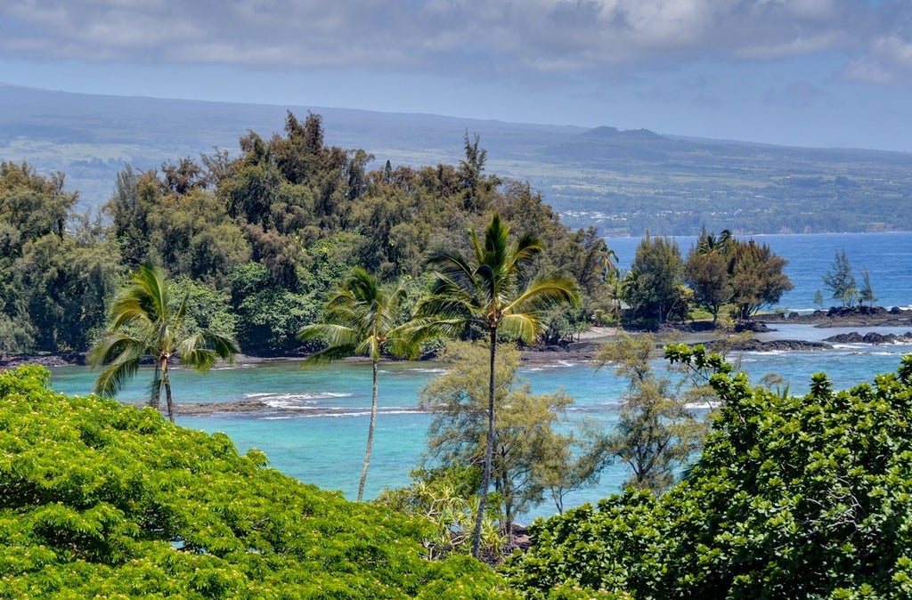 Maunaloa Shores 1875 Mauna Loa Shores 706 in MLS® 703413 For Sale
