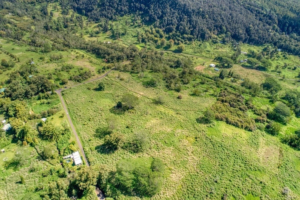 961048 Center Rd in WOOD VALLEY HOMESTEADS MLS® 653479 For Sale