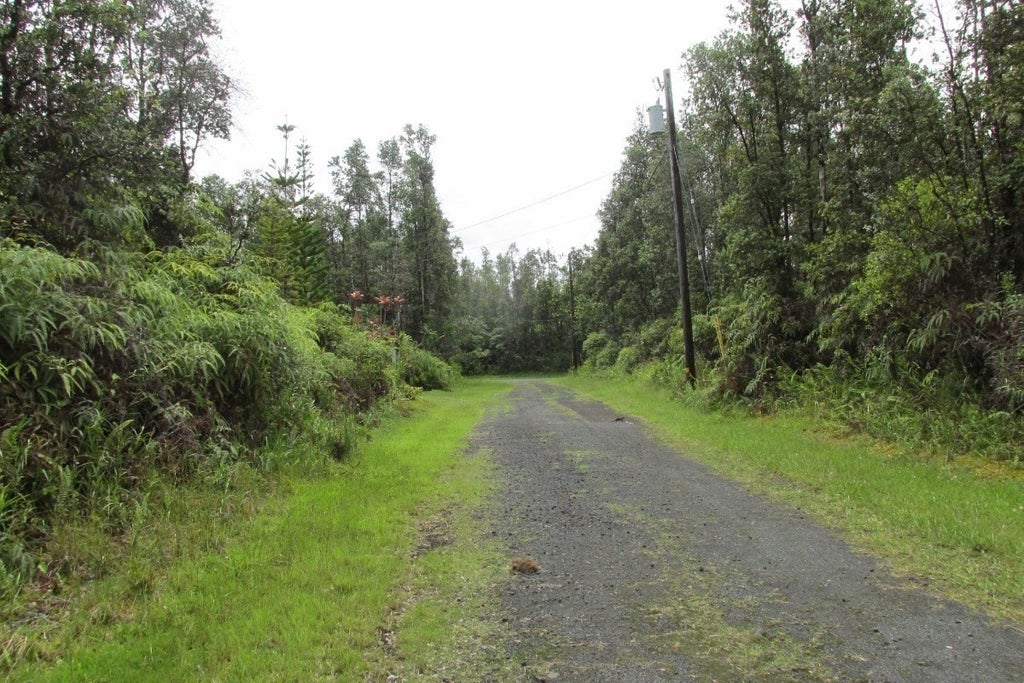 Lahaina Rd in NANAWALE ESTATES SUBDIVISION MLS® 665621 For Sale