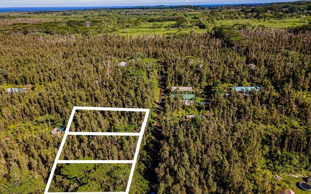 Waimea Rd in NANAWALE ESTATES SUBDIVISION MLS® 665784 For Sale