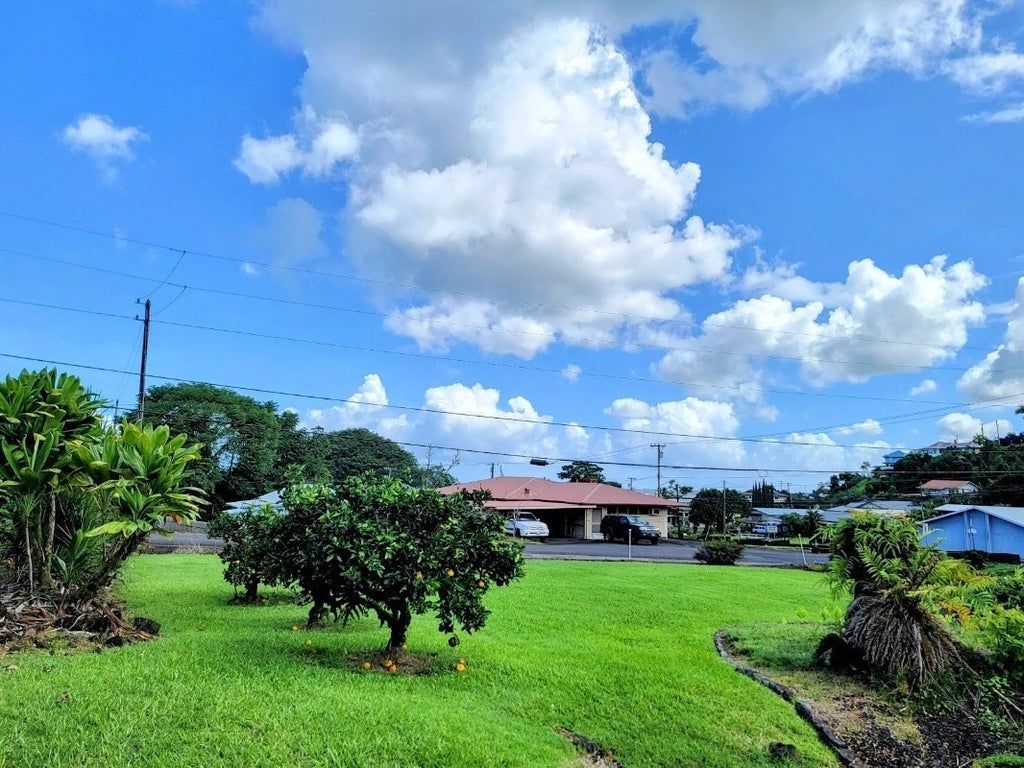 694 Waianuenue Ave in PIIHONUA MLS® 666401 For Sale 195,000 in South