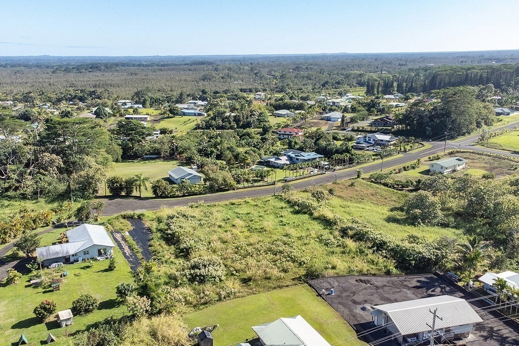 17615 Ipuaiwaha Pl in KEAAU AGRICULTURAL LOTS MLS® 667575 For Sale