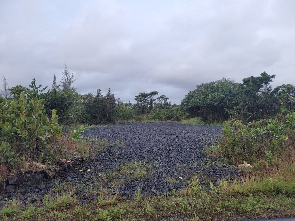 15892 Lemiwai Rd in HAWAIIAN PARADISE PARK MLS® 668378 For Sale 185,000 in Puna, Hawaii