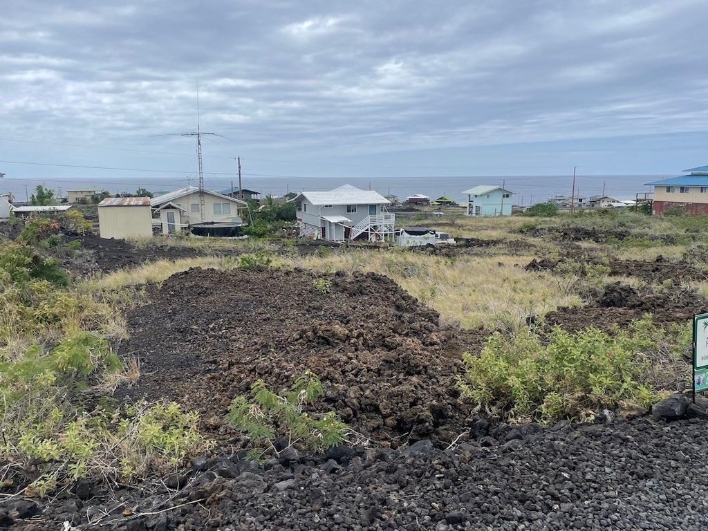 22 Elima Ave in MILOLII BEACH LOTS SUBDIVISION MLS® 668798 For Sale 50,000 in South Kona, Hawaii
