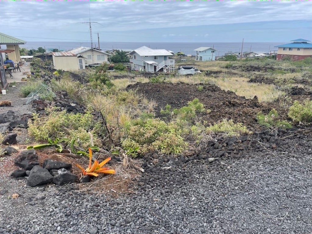 22 Elima Ave in MILOLII BEACH LOTS SUBDIVISION MLS® 668798 For Sale 50,000 in South Kona, Hawaii