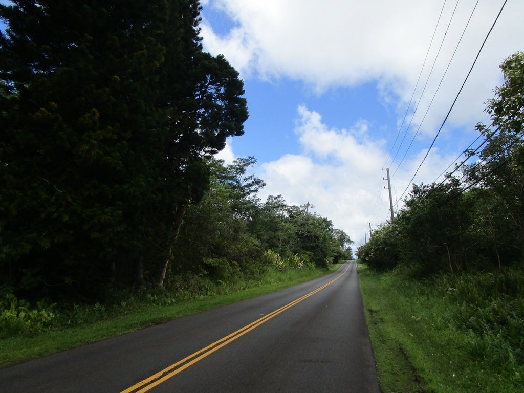 Leilani Blvd in LEILANI ESTATES MLS® 702427 For Sale 32,000 in Puna