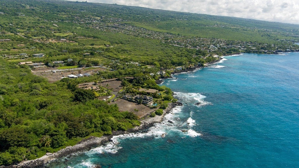 Kona Vistas 76130 Kamehamalu St in KONA VISTAS SUBDIVISION MLS