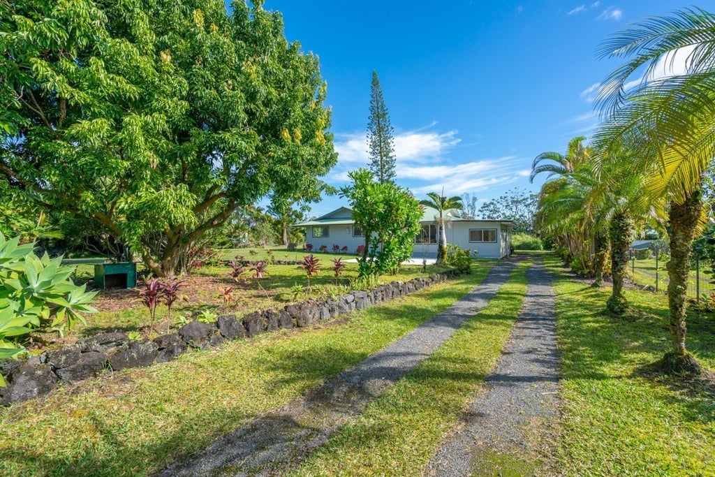 151349 26th Ave in HAWAIIAN PARADISE PARK MLS® 669361 For Sale