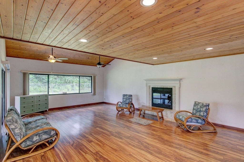 17297 Meaulu St in KEAAU AGRICULTURAL LOTS MLS® 669983 For Sale