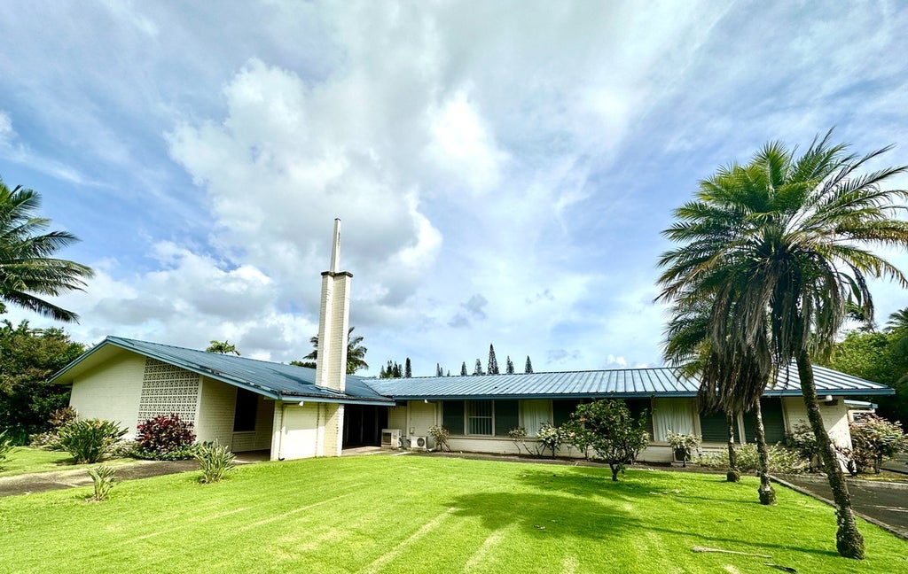 5 5260 Kuhio Hwy