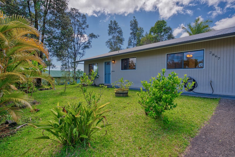 2867 Pulima Dr in KAUMANA ESTATES SUBDIVISION MLS® 703116 For Sale