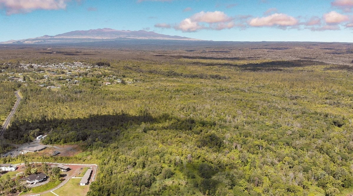 Call 8082982030 For Sale a Bed 0.00 Bath 9511108 Square Foot Vacant