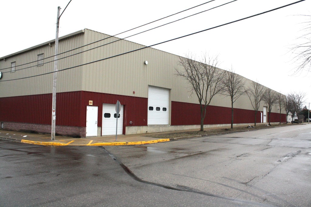 114 W Juneau, Tomah, WI MLS 1821774