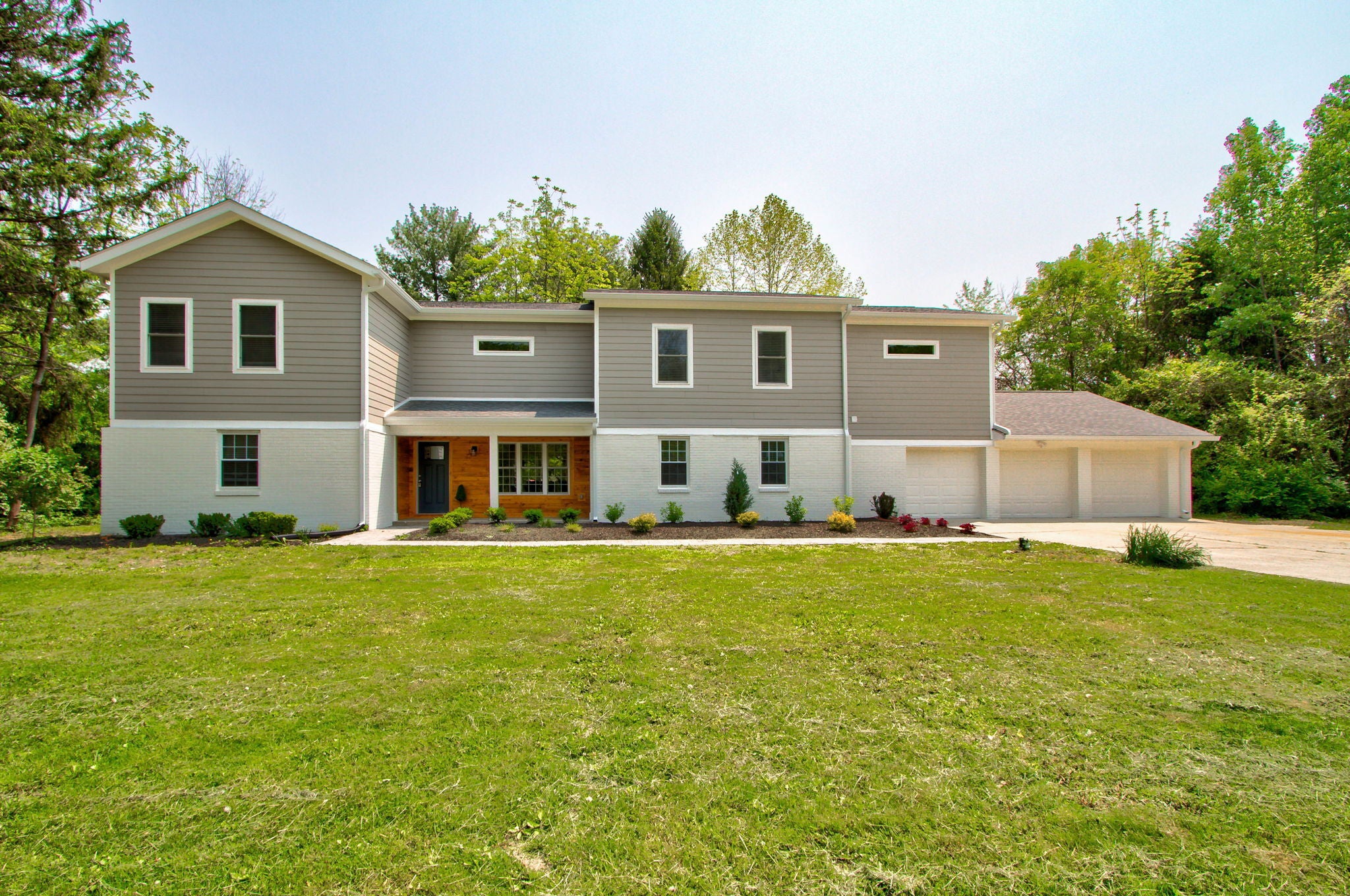 Photo of 7777 Holliday Drive E Indianapolis, IN 46260