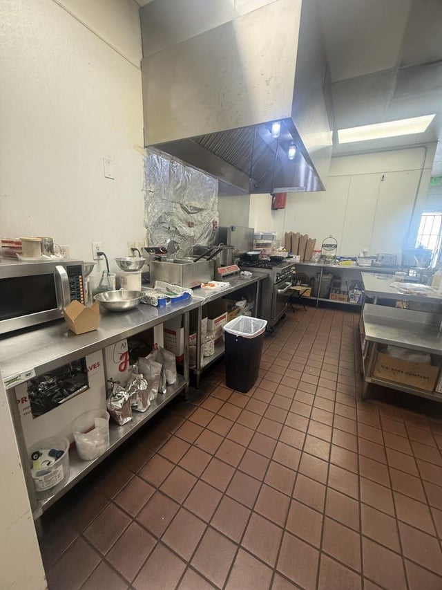 1051 E Capitol Expy, SAN JOSE