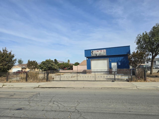 230 4th St 230, GREENFIELD