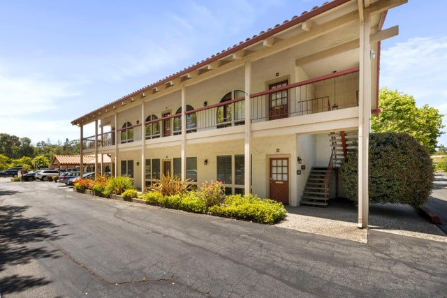 830 Bay Ave, CAPITOLA