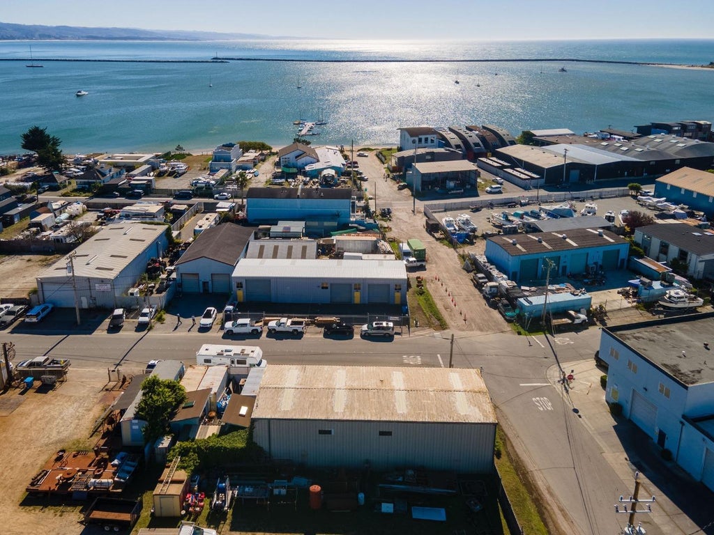 207 Harvard Ave, HALF MOON BAY