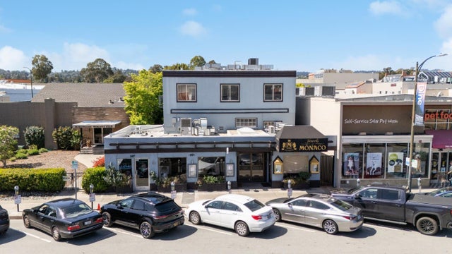 251 Park Rd, BURLINGAME