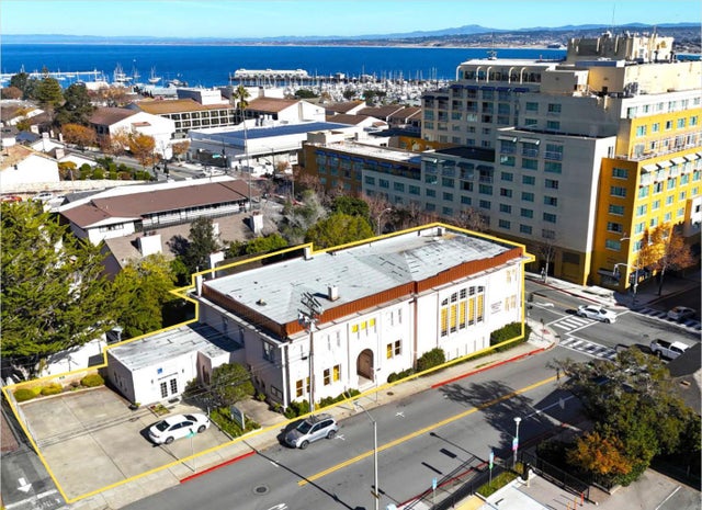 400 W Franklin St, MONTEREY