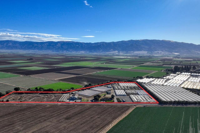 26000 Encinal, SALINAS