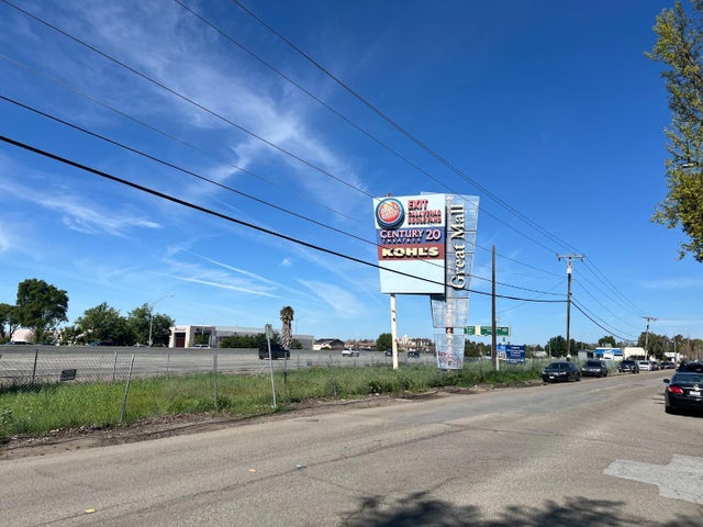 375 Dempsey Rd, MILPITAS