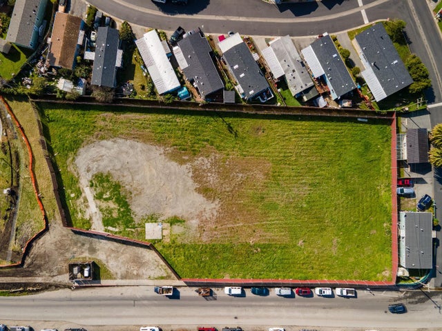 399 Airport St, MOSS BEACH