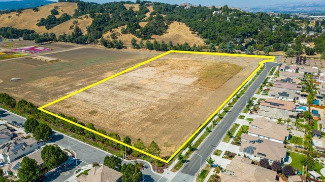 0 Hecker Pass Highway, GILROY