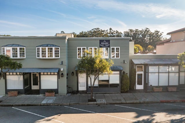 637 Main St, HALF MOON BAY