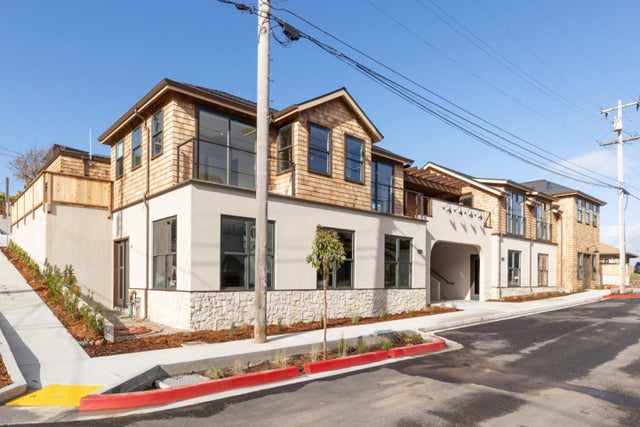 1200 Danmann Ave, PACIFICA