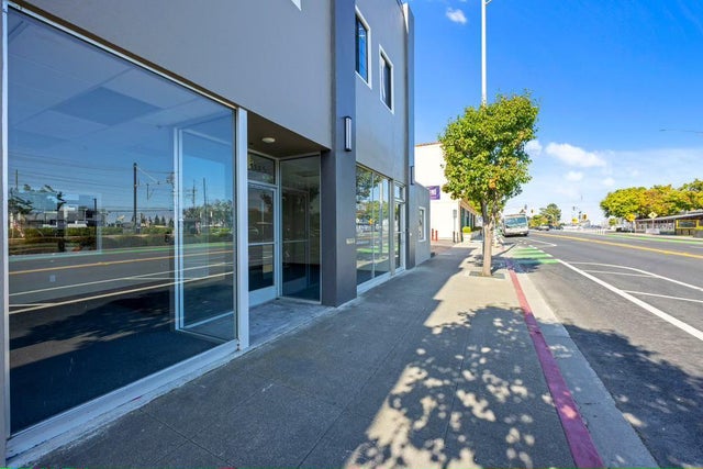 1145 California Dr, BURLINGAME