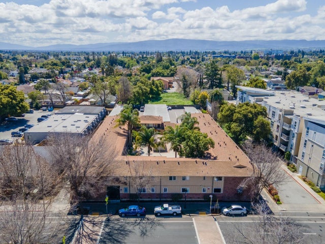 1760 Bay Rd, EAST PALO ALTO