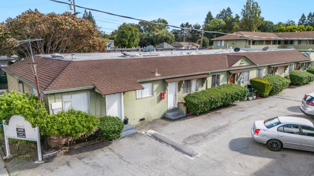 1820-1830 W Bayshore Rd, EAST PALO ALTO