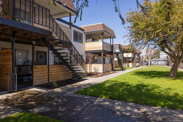 711 South St, HOLLISTER