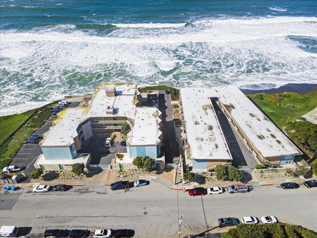 380 & 360 Esplanade Ave, PACIFICA