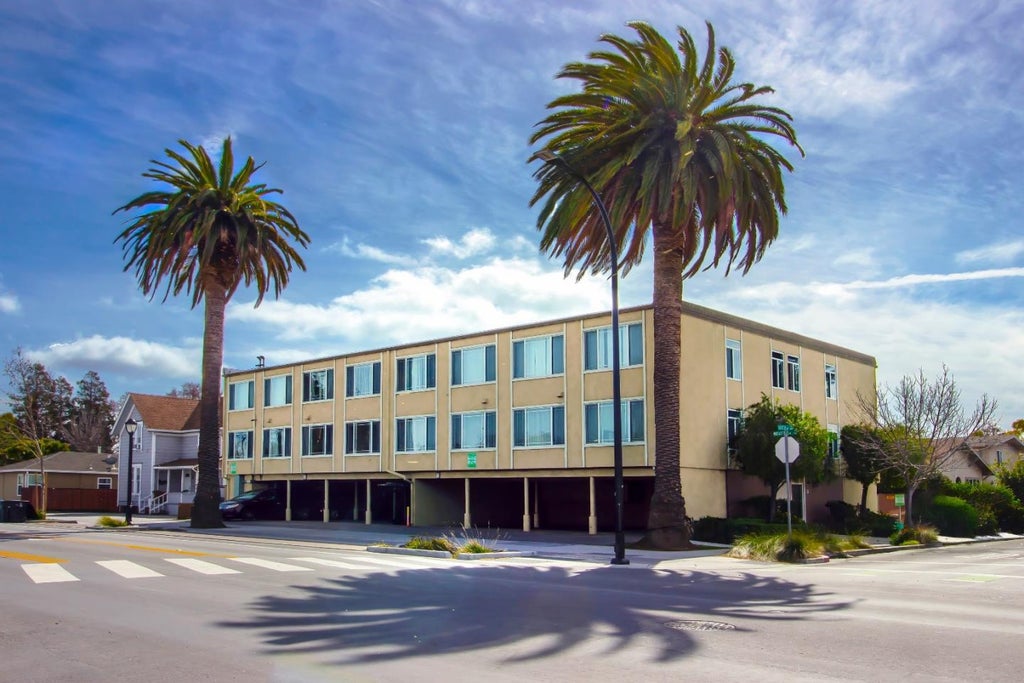 486 Beech St, REDWOOD CITY