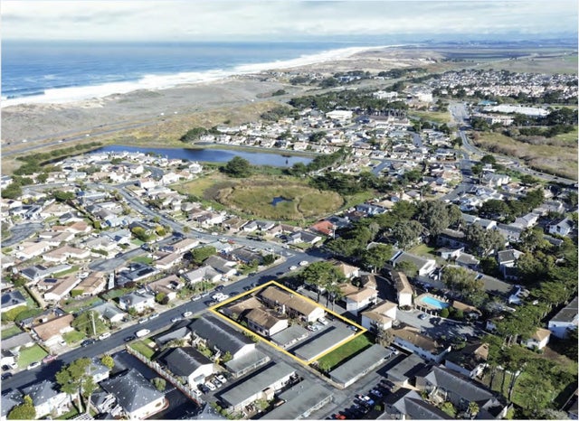 3110 Lake Dr, MARINA