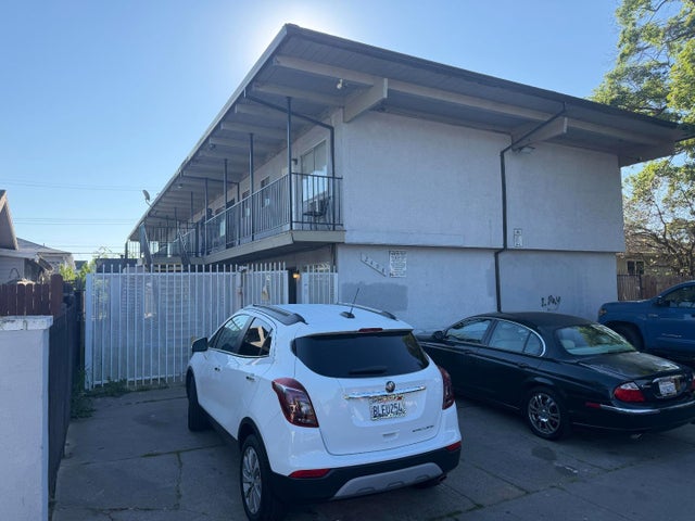 2408 Empress St, SACRAMENTO