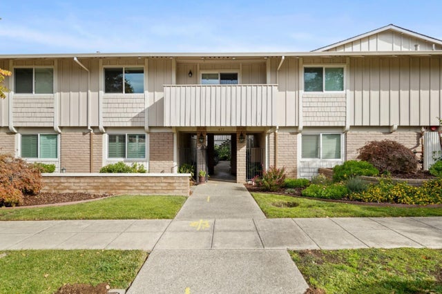 477 Lassen St 6, LOS ALTOS