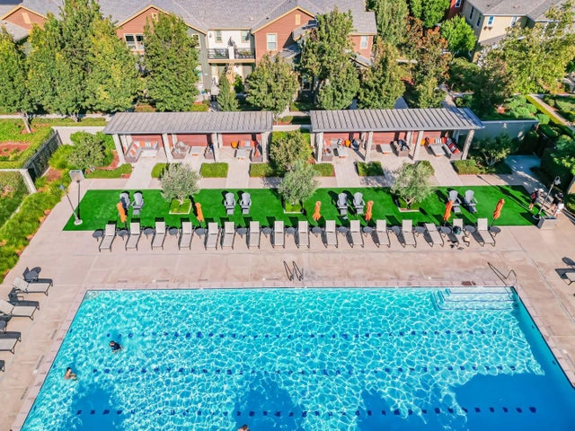 897 Tranquility Cir 12, LIVERMORE