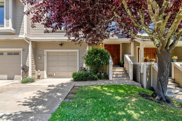 17 Carriage Ln, SCOTTS VALLEY