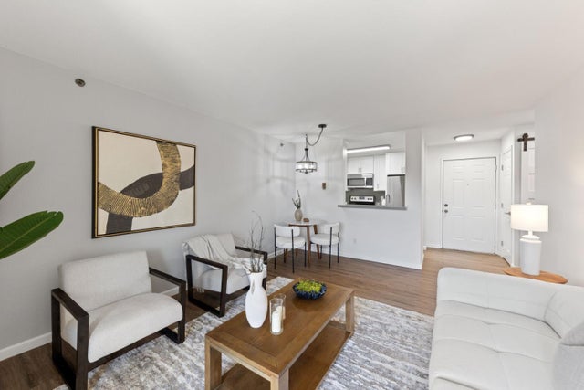 685 Dartmore Ln 165, HAYWARD